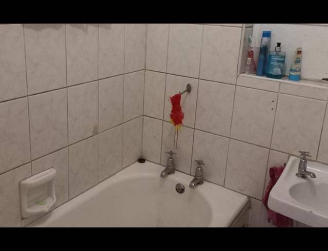 2.5 BEDROOM APARTMENT BLOCK FOR SALE IN POINT